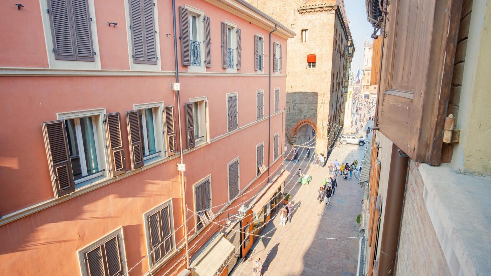 Piazza Grande - Italian Homing Apartment Bologna Ngoại thất bức ảnh