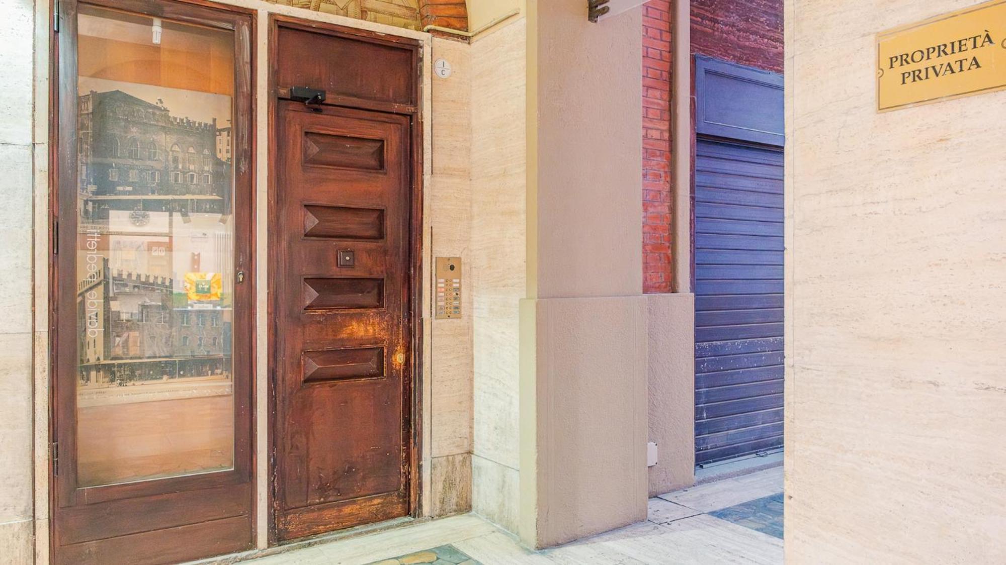 Piazza Grande - Italian Homing Apartment Bologna Ngoại thất bức ảnh